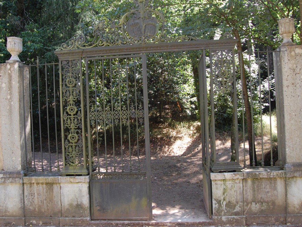 Porta do Luso ou "dos Passarinhos"