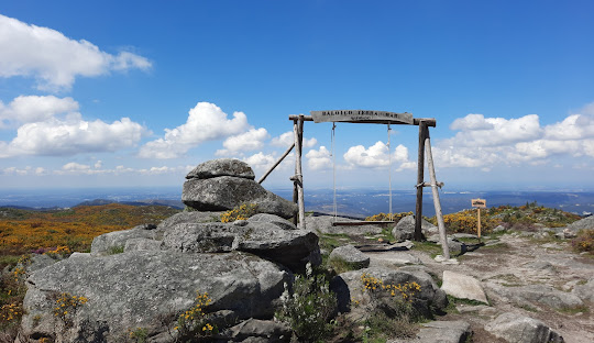Aldeia de Macieira de Alcôba