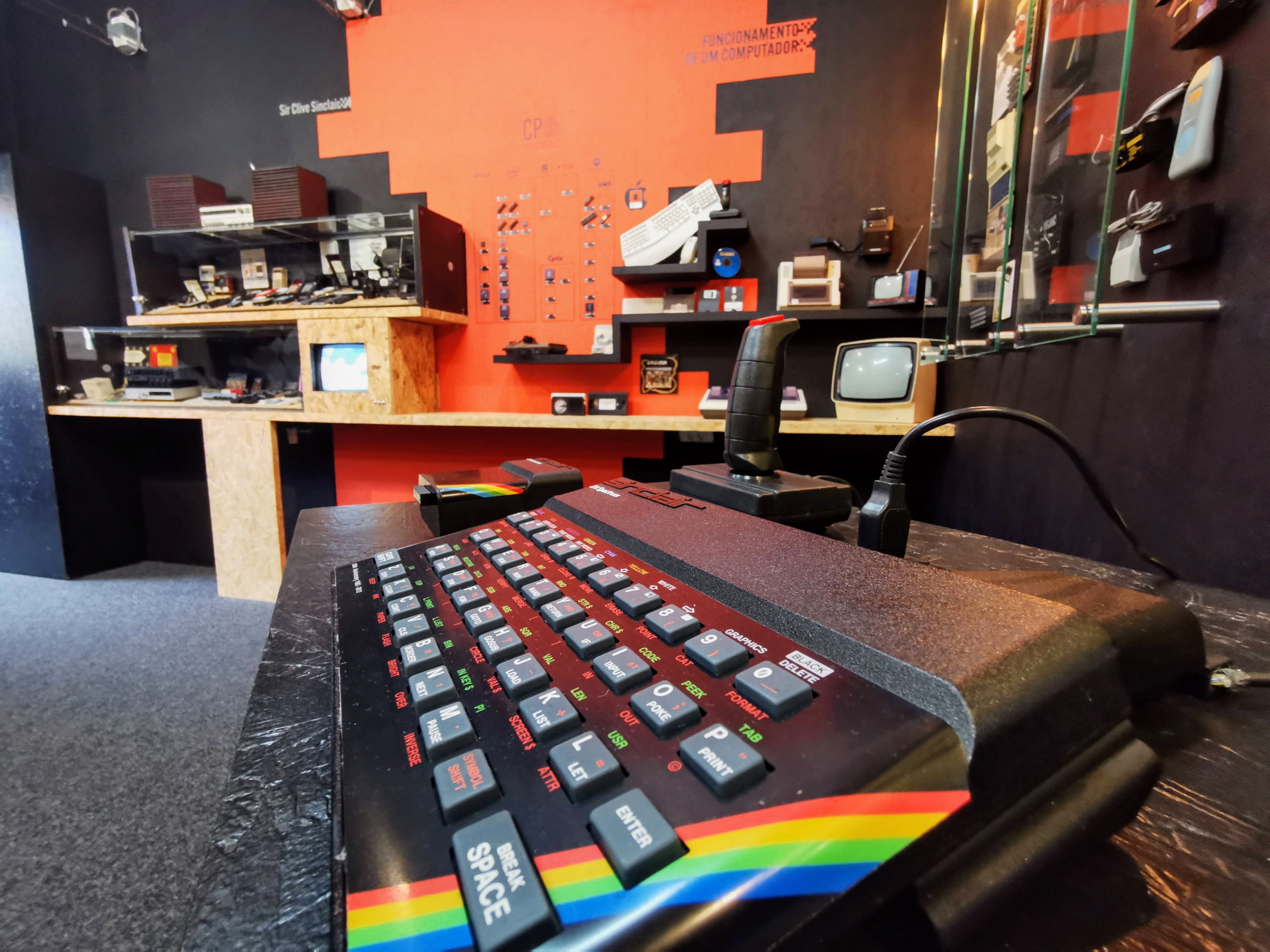 LOAD ZX Spectrum Museum