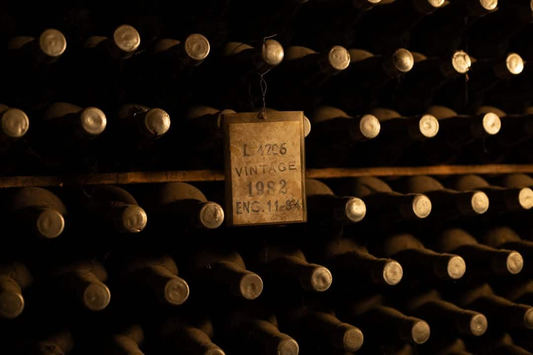 A arte de criar vinho by Caves Messias